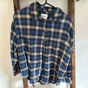 American Eagle Women’s flannel - Size M